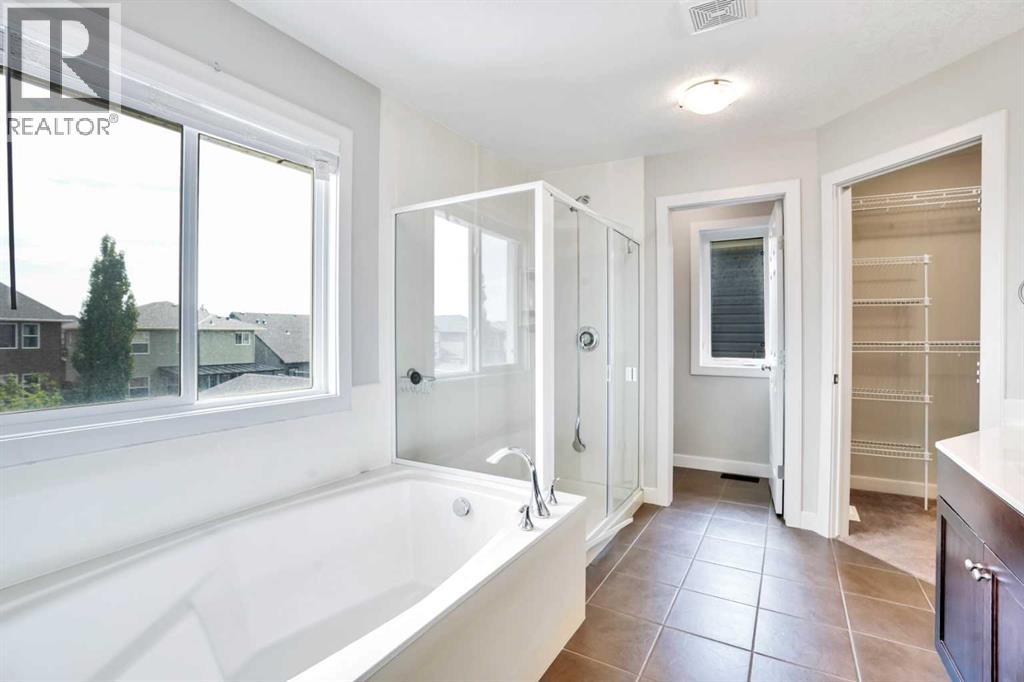 Photo 34 of 347 Evanston Drive Nw, Calgary AB