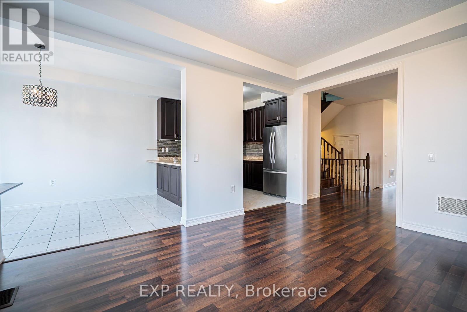 Photo 15 of 16 Blackberry Valley Crescent, Caledon ON