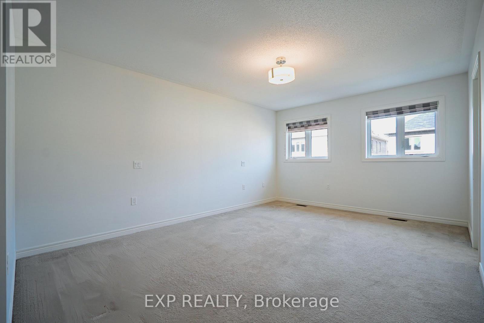 Photo 30 of 16 Blackberry Valley Crescent, Caledon ON