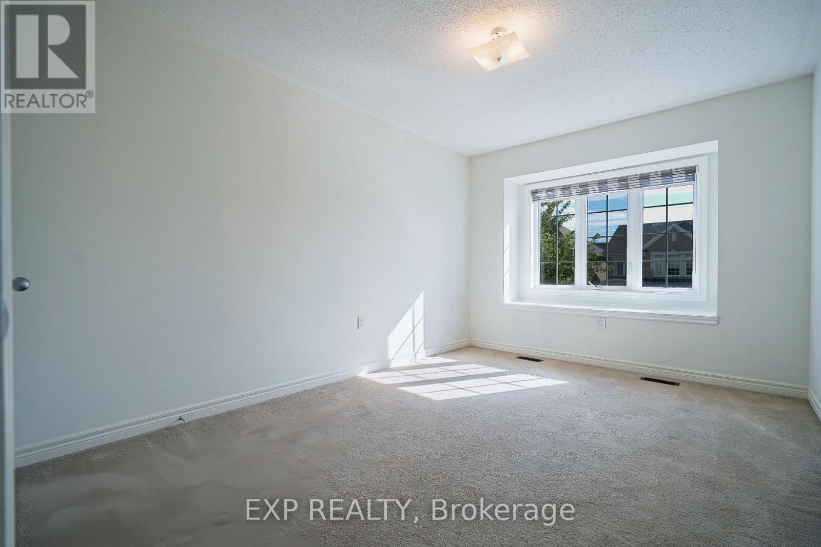 Photo 39 of 16 Blackberry Valley Crescent, Caledon ON