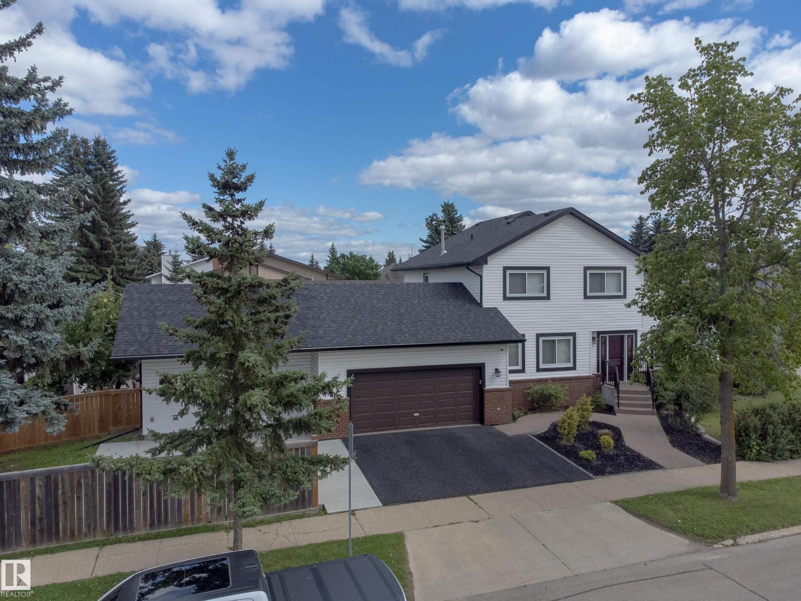 Photo 42 of 843 Wanyandi Rd Nw, Edmonton AB