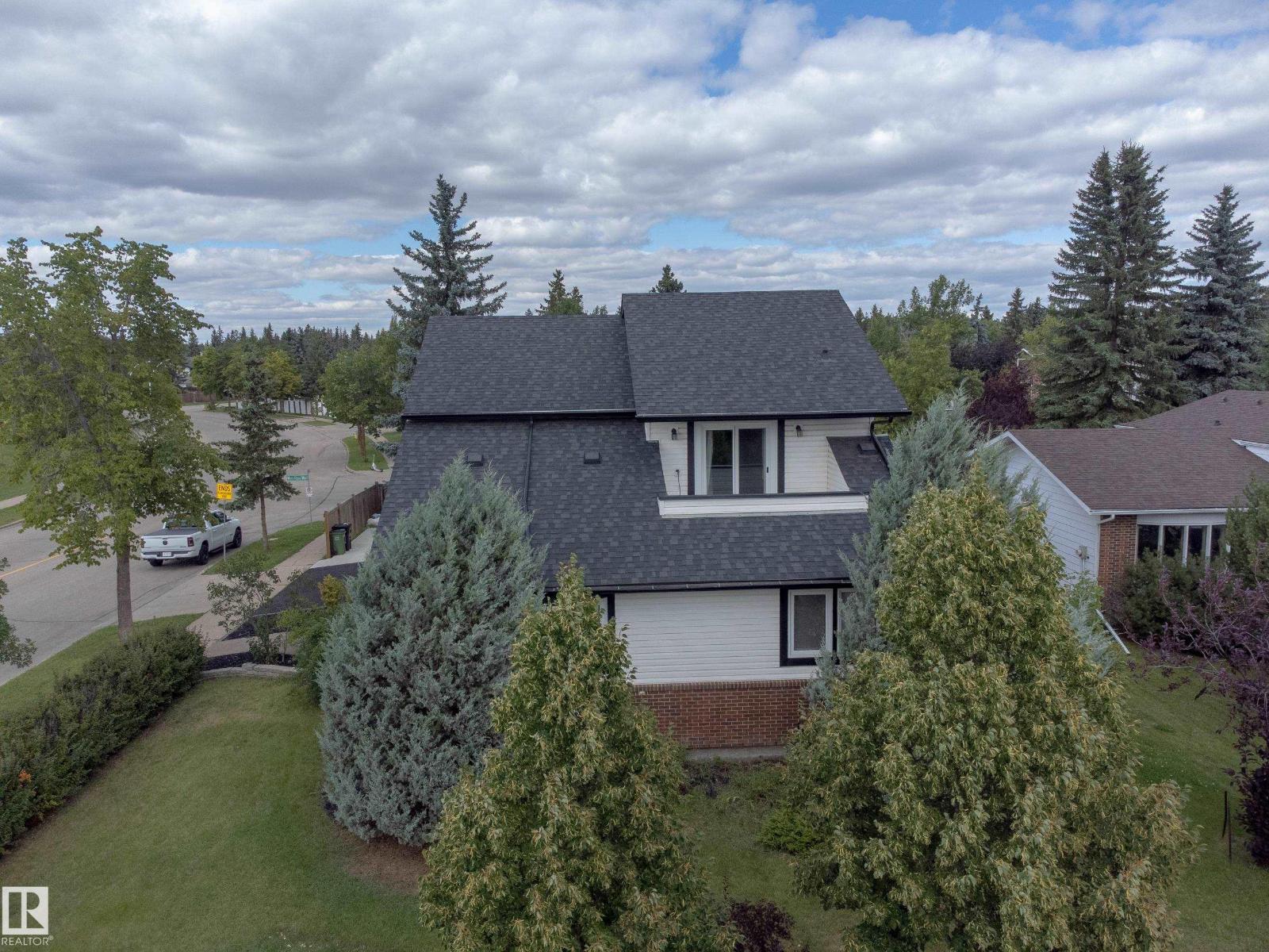 Photo 29 of 843 Wanyandi Rd Nw, Edmonton AB