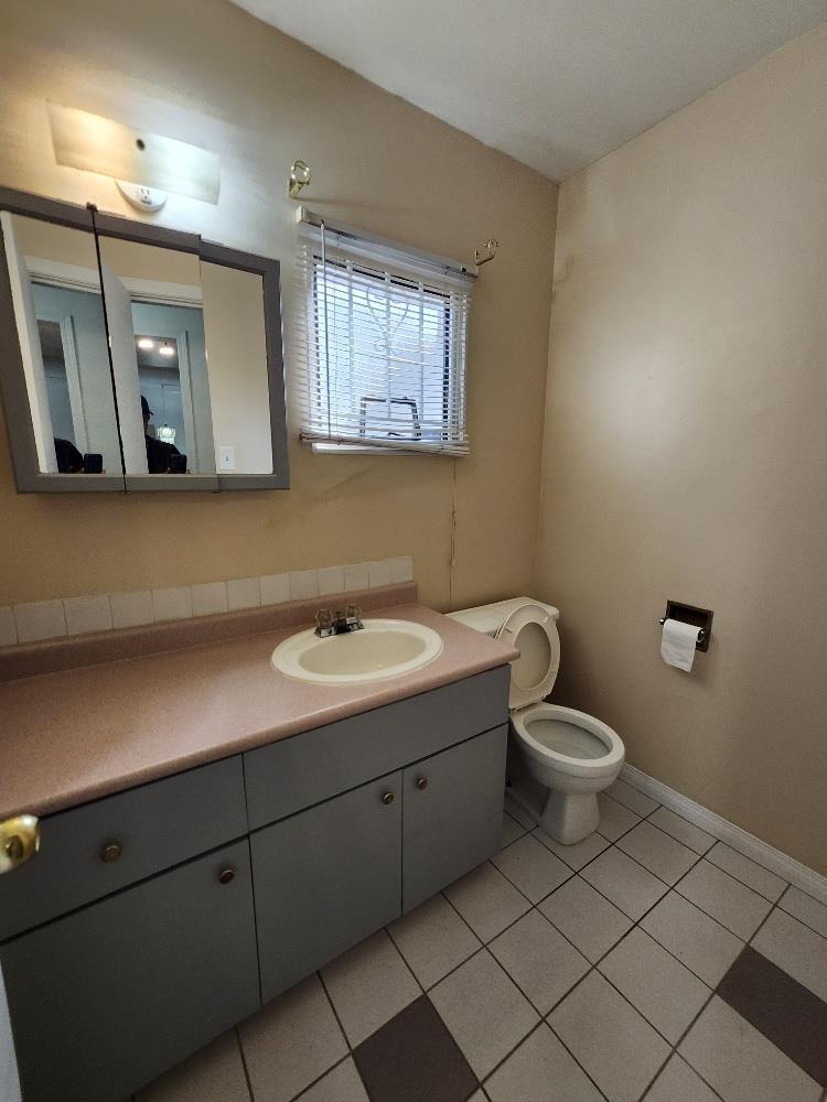 Photo 15 of 121 14159 104 Avenue, Surrey BC