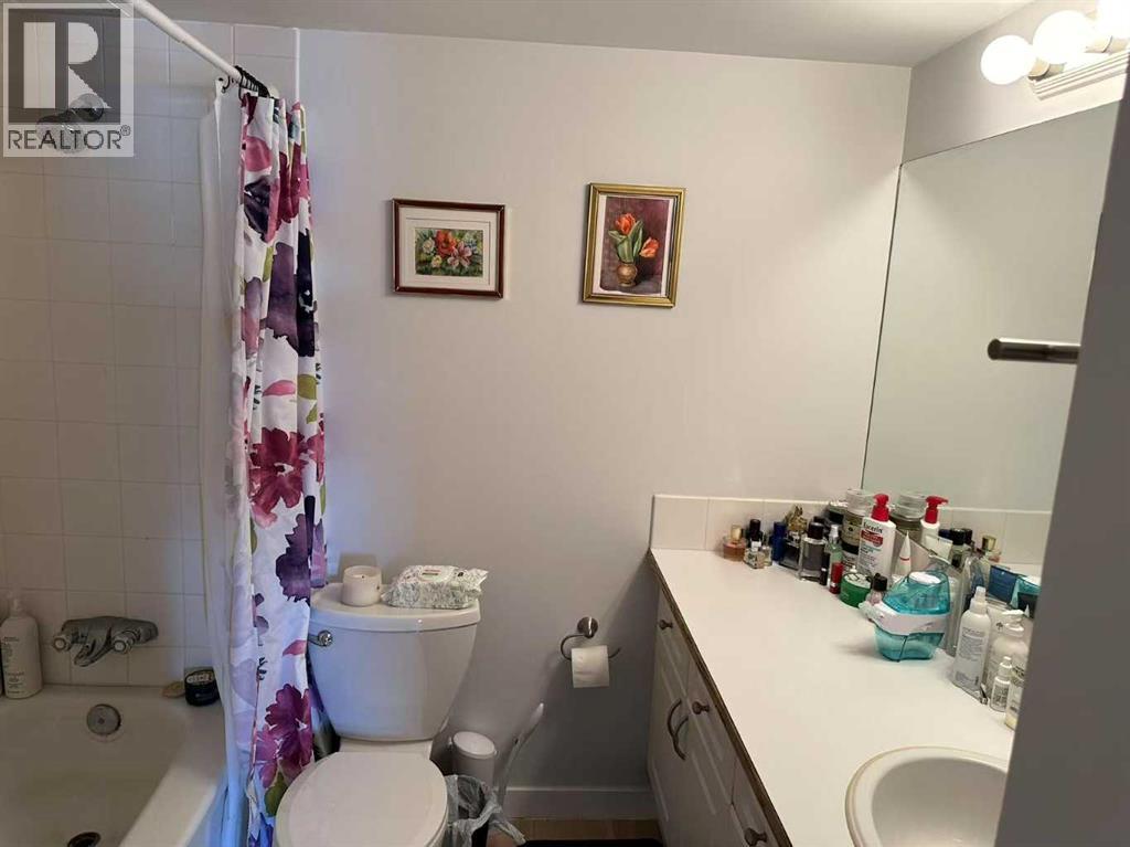 Single Family House for Sale in    Avenue SW Beltline Calgary 