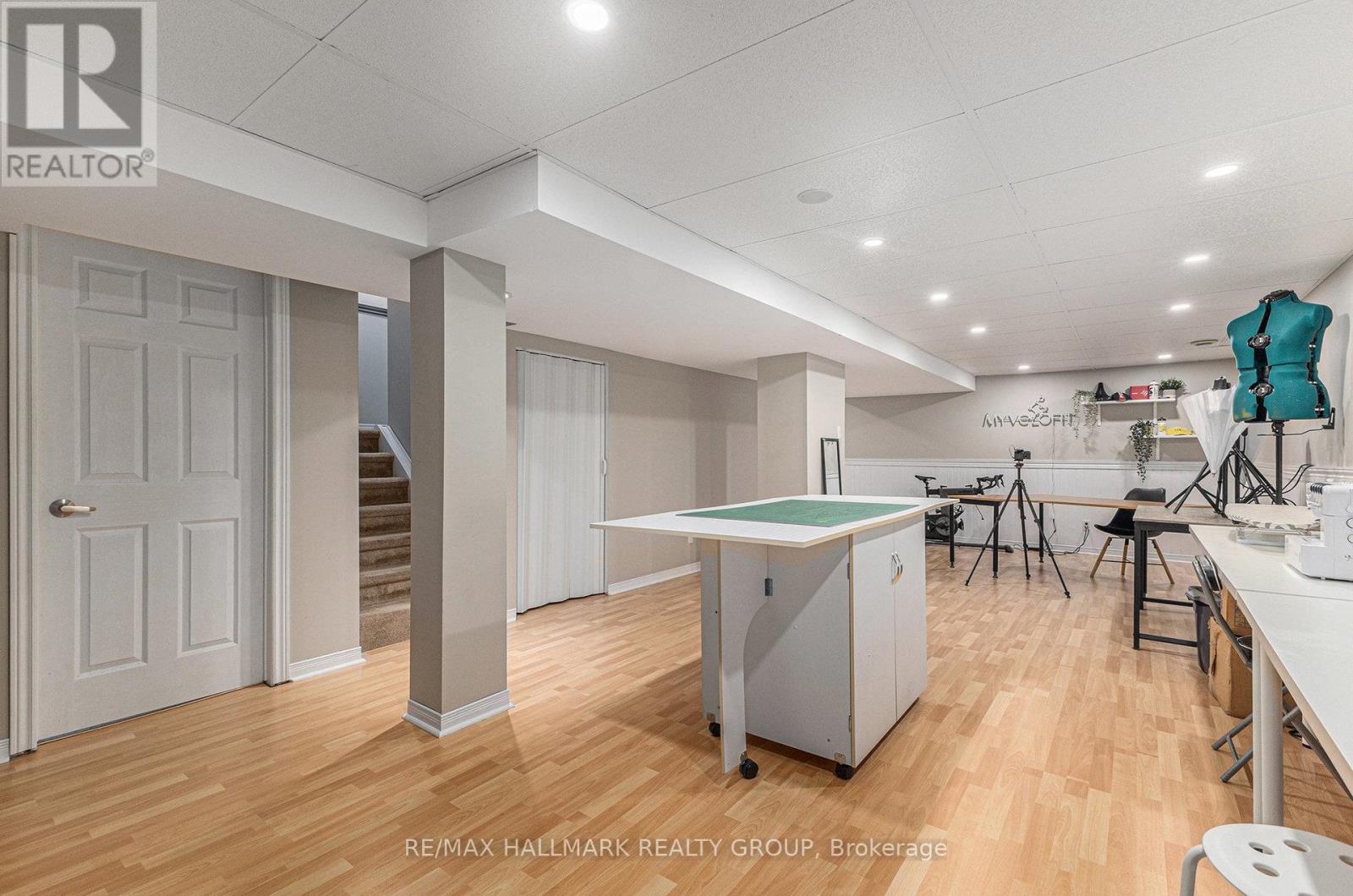 Photo 26 of 68 Hewitt Court, Ottawa ON