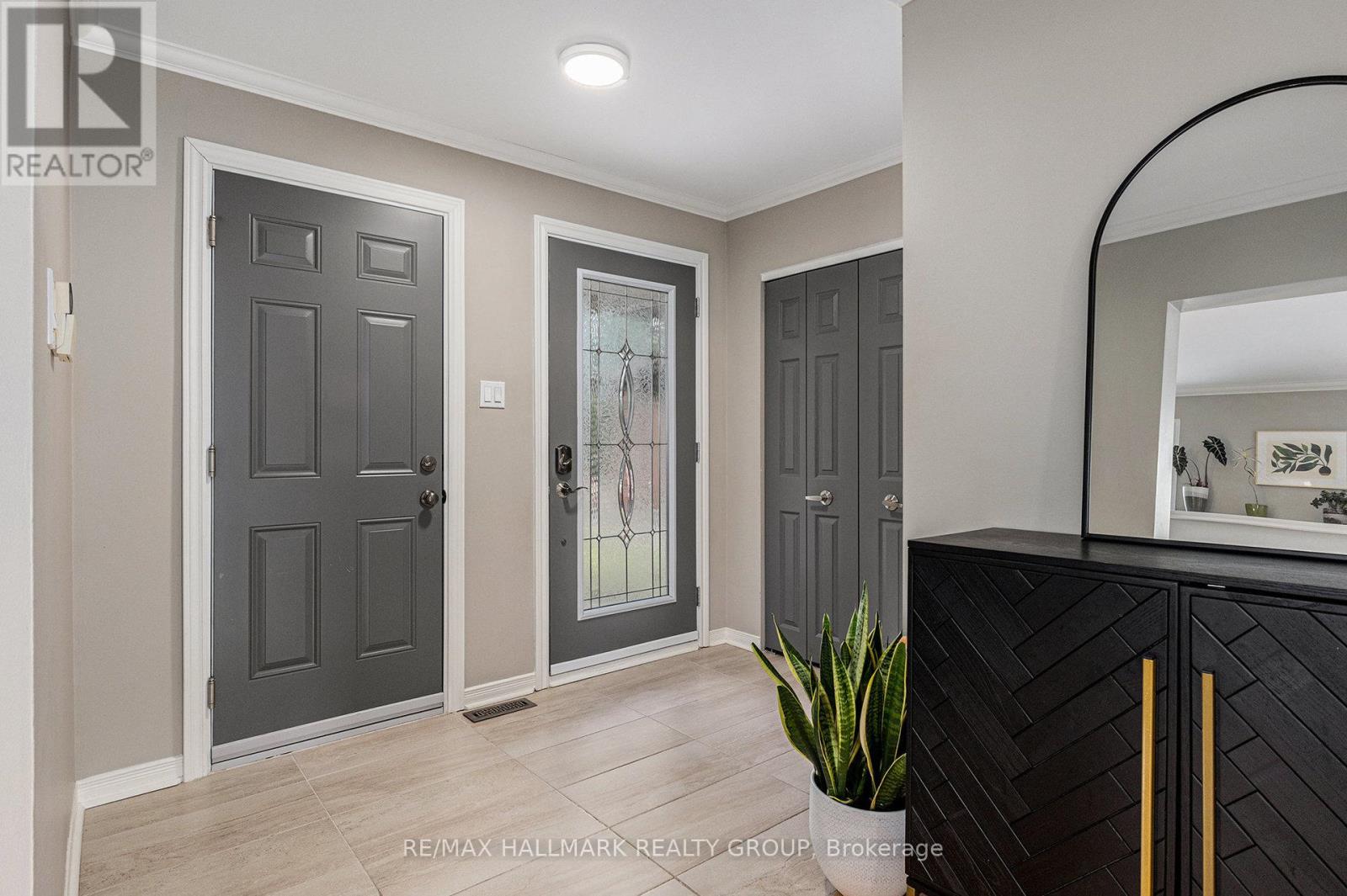 Entrance foyer