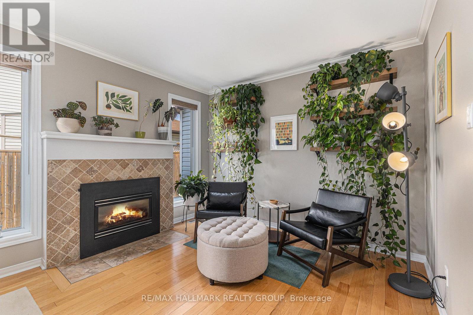 Photo 7 of 68 Hewitt Court, Ottawa ON