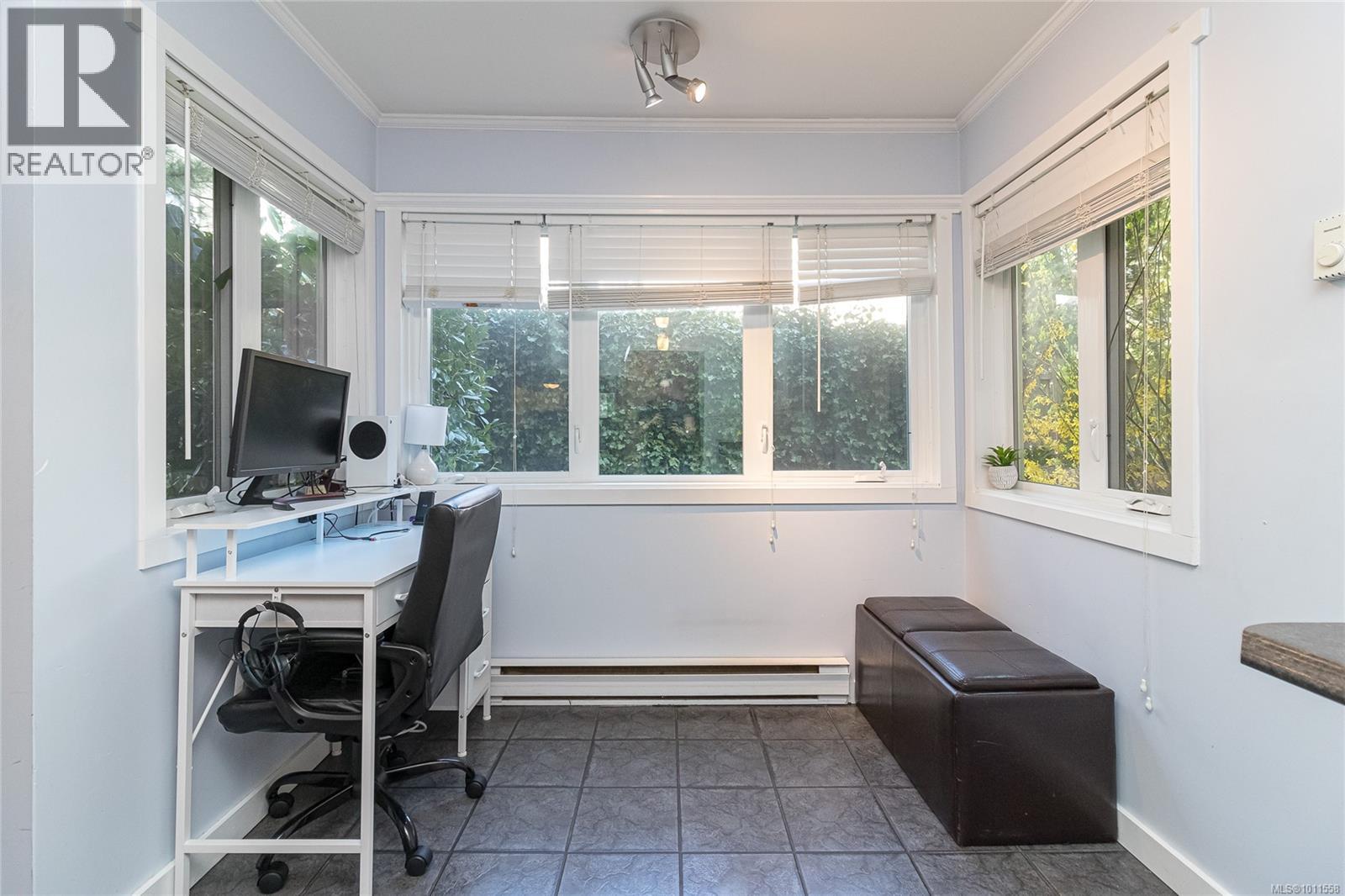 Photo 10 of 103 1619 Morrison St, Victoria BC