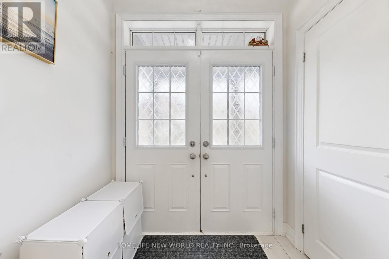 Photo 27 of 50 Ben Sinclair Avenue, East Gwillimbury ON