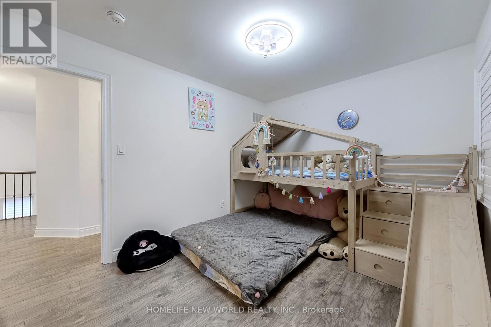 Photo 19 of 50 Ben Sinclair Avenue, East Gwillimbury ON