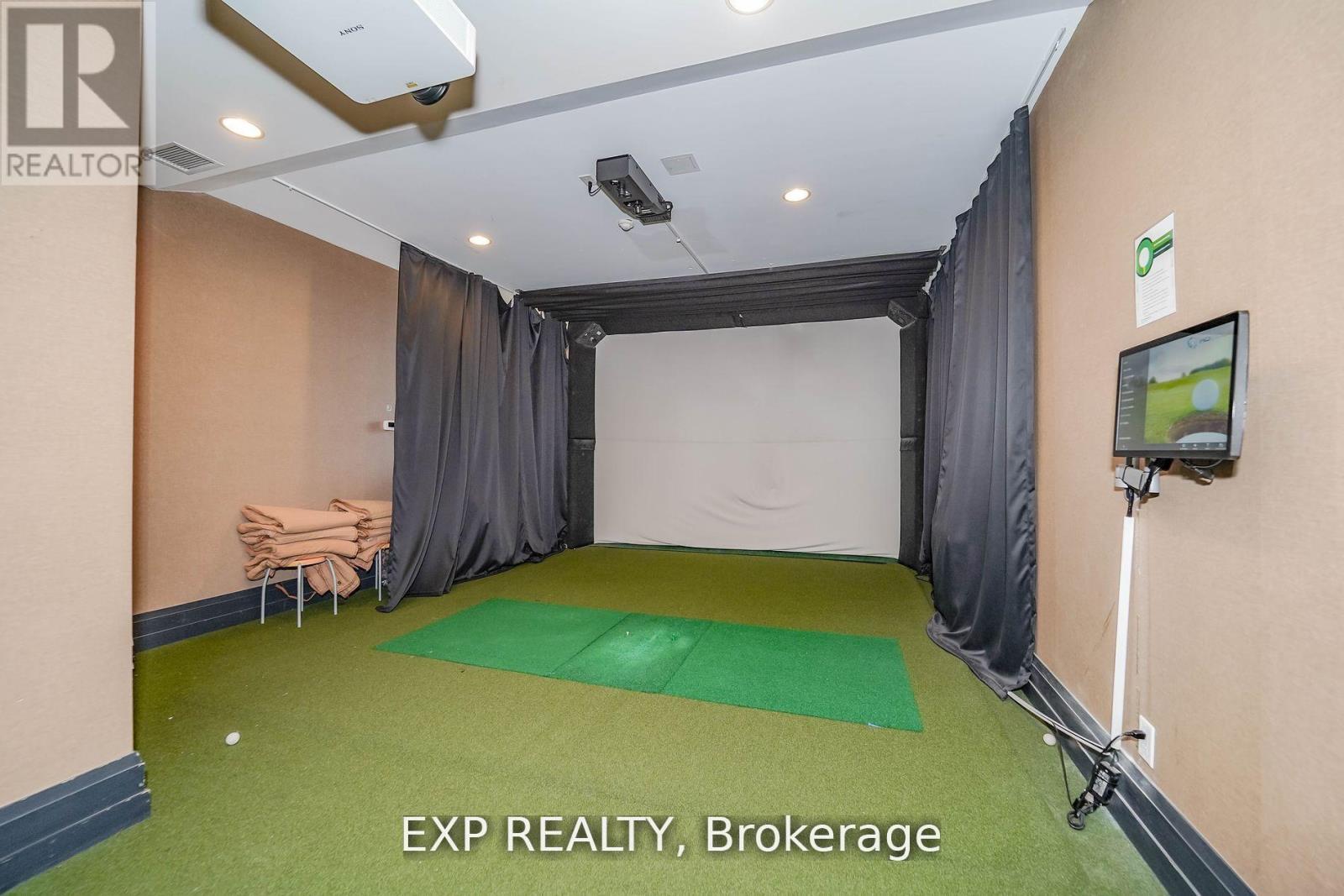 Photo 3 of 307 57 Upper Duke Crescent, Markham ON