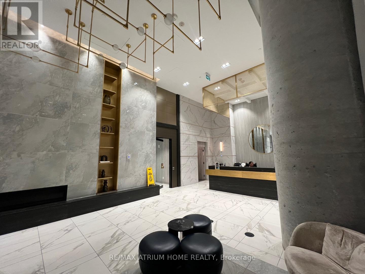 Photo 4 of 1908 5 Buttermill Avenue, Vaughan ON