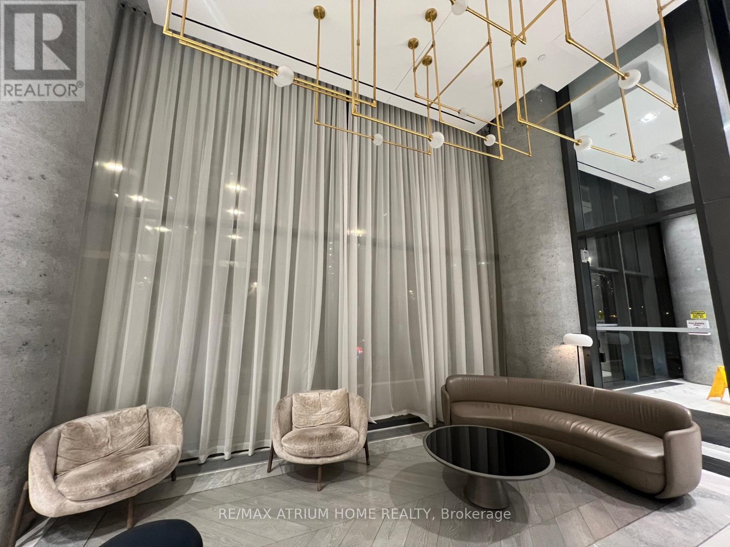 Photo 10 of 1908 5 Buttermill Avenue, Vaughan ON