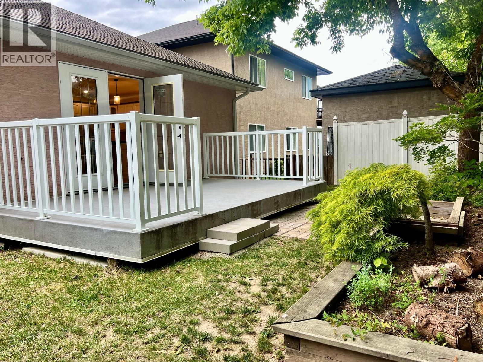 312 4th Avenue S, Creston