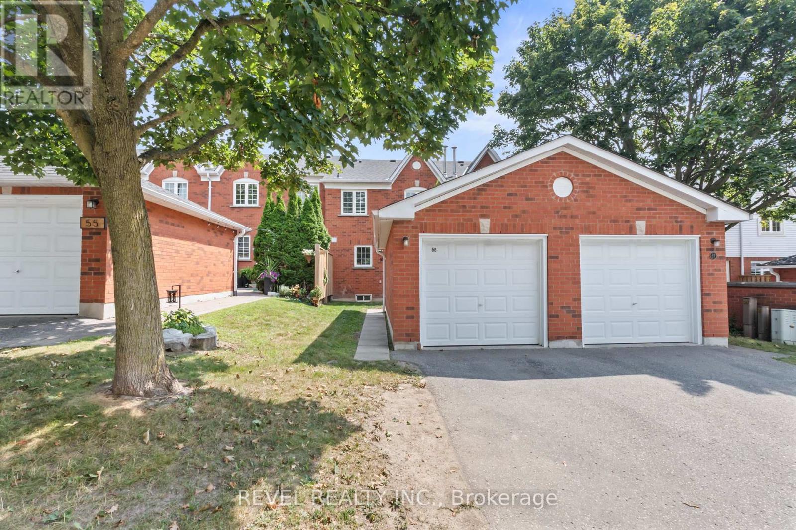 Photo 25 of 56 10 Bassett Boulevard, Whitby ON