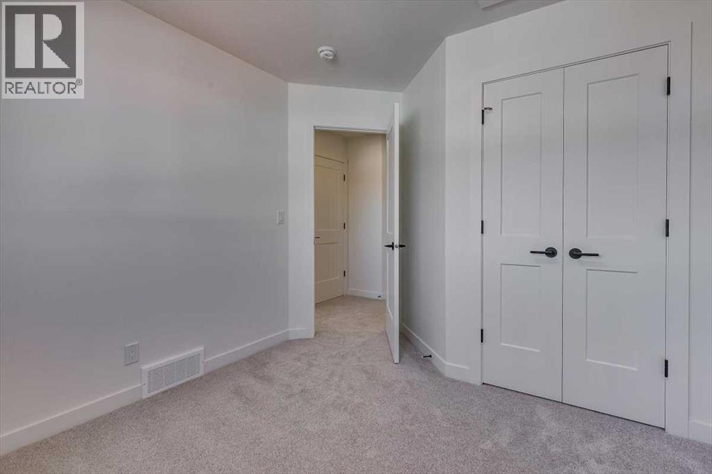 Photo 29 of 26 Inglis Crescent, Sylvan Lake AB