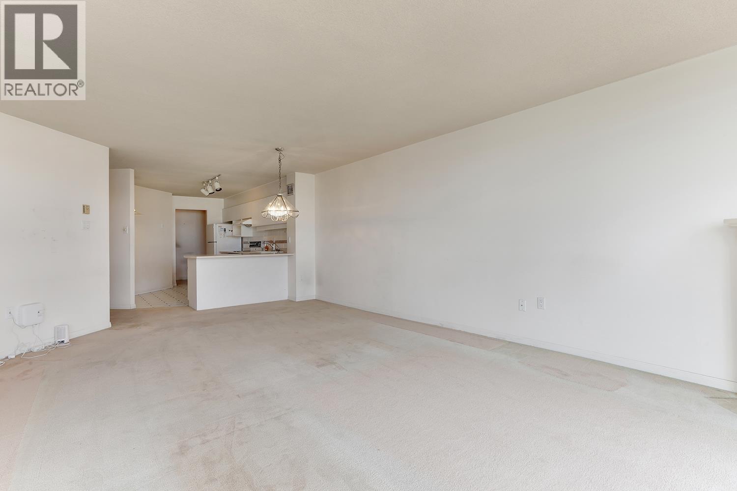 Photo 7 of 806 1245 Quayside Drive, New Westminster BC