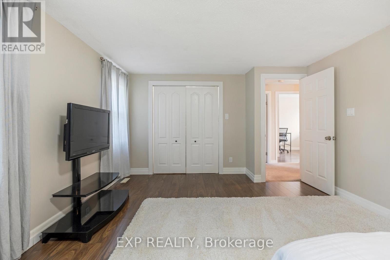 Photo 33 of 88 Rand Street S, Hamilton ON