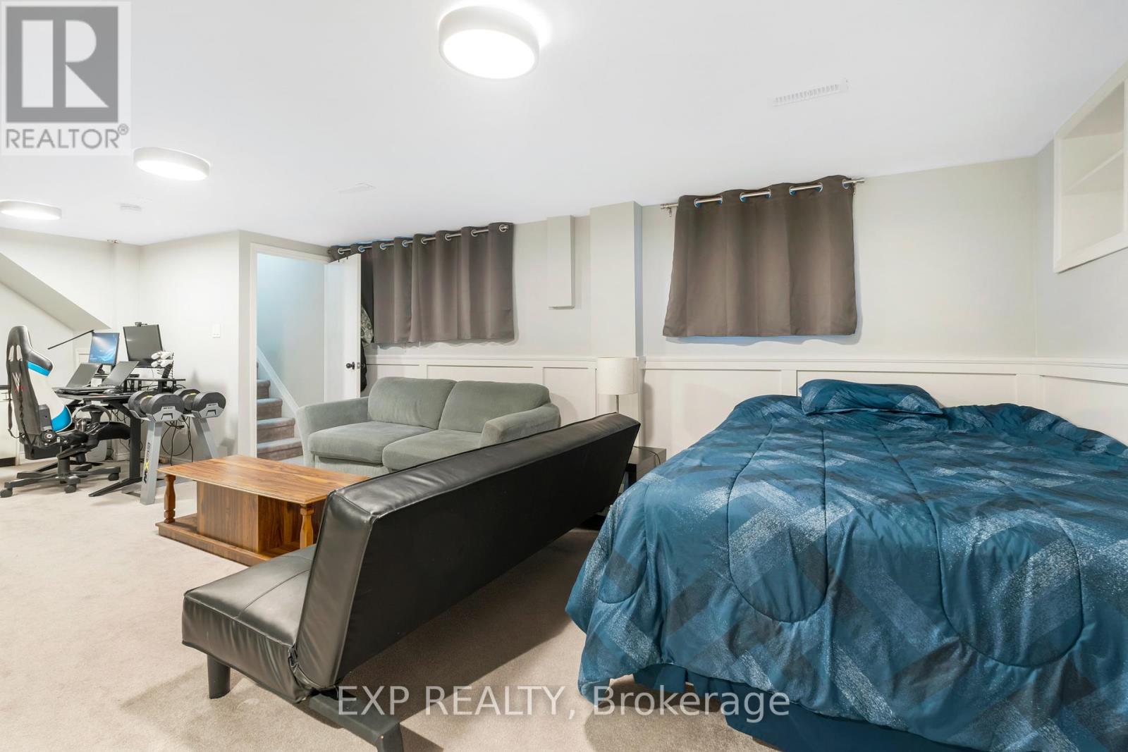 Photo 23 of 88 Rand Street S, Hamilton ON