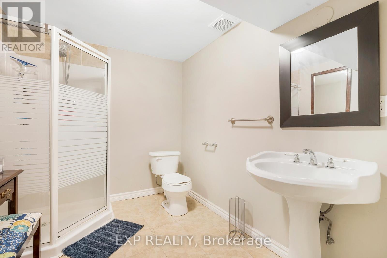Photo 29 of 88 Rand Street S, Hamilton ON