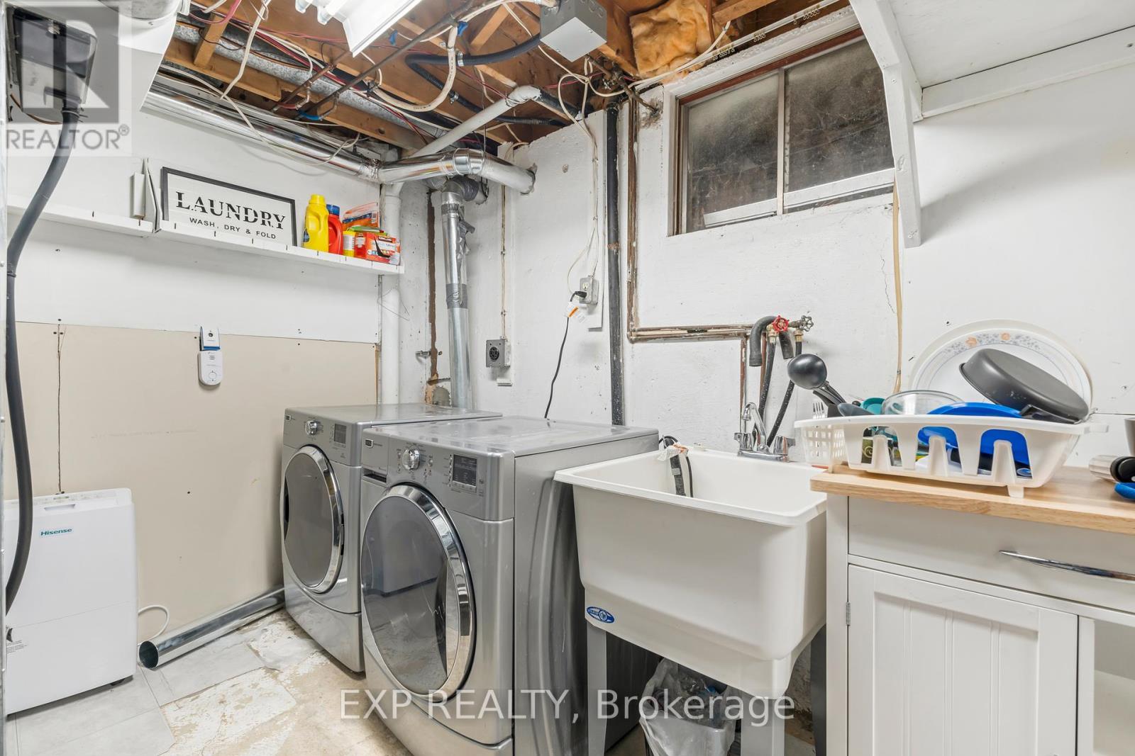 Photo 42 of 88 Rand Street S, Hamilton ON