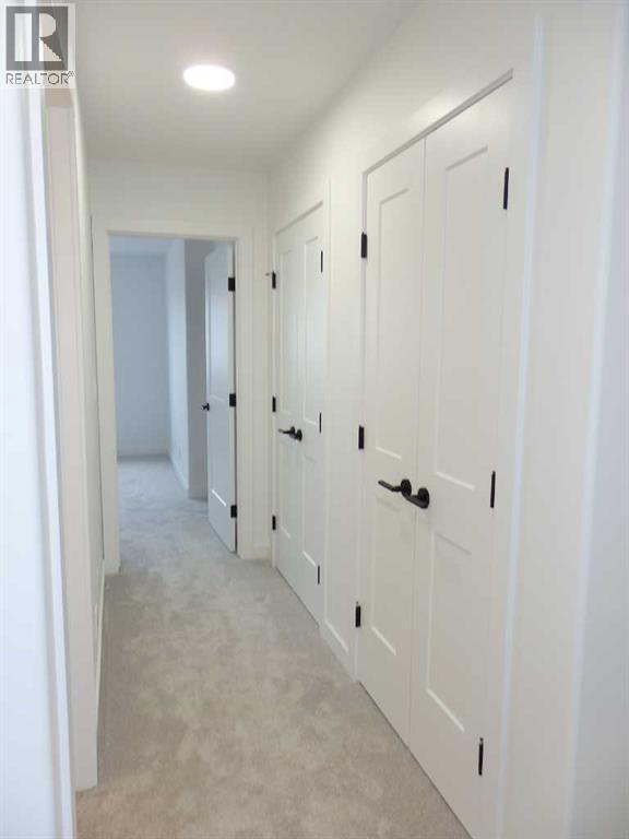 Photo 13 of 30 Inglis Crescent, Sylvan Lake AB