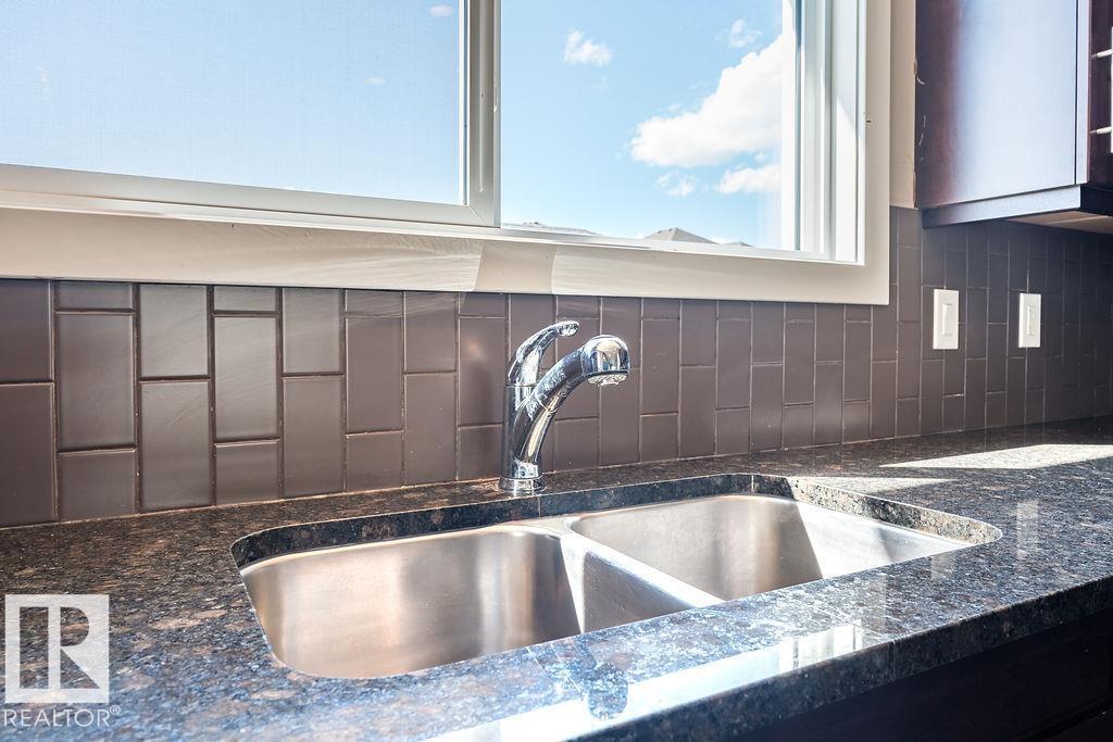 Photo 25 of 1080 Watt Promenade Pm Sw, Edmonton AB