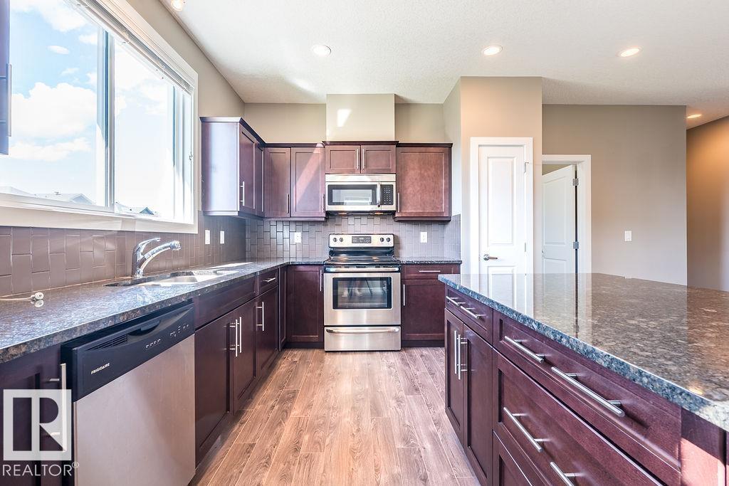 Photo 31 of 1080 Watt Promenade Pm Sw, Edmonton AB