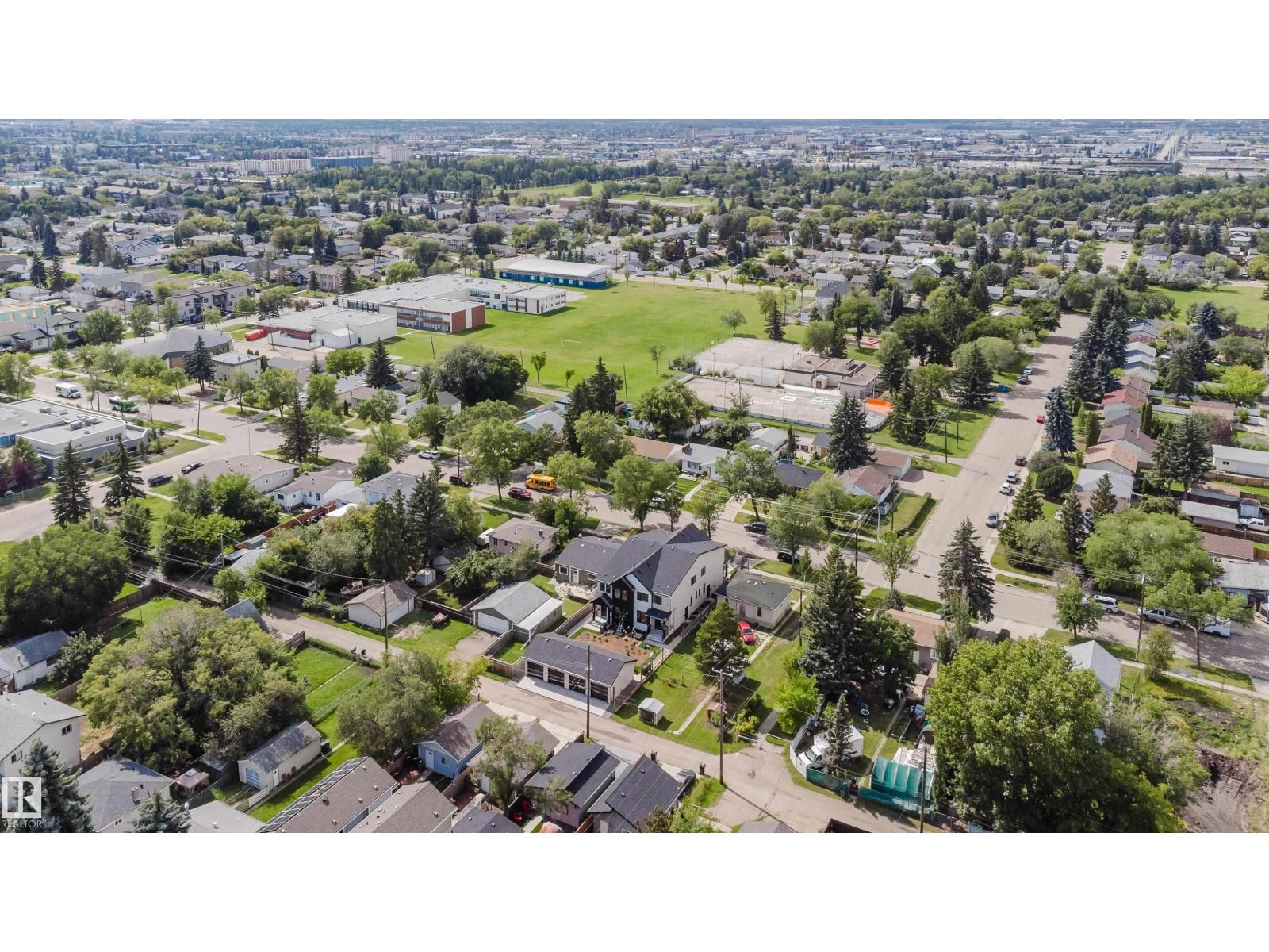 Photo 32 of 10463 65 67 69 159 St Nw, Edmonton AB