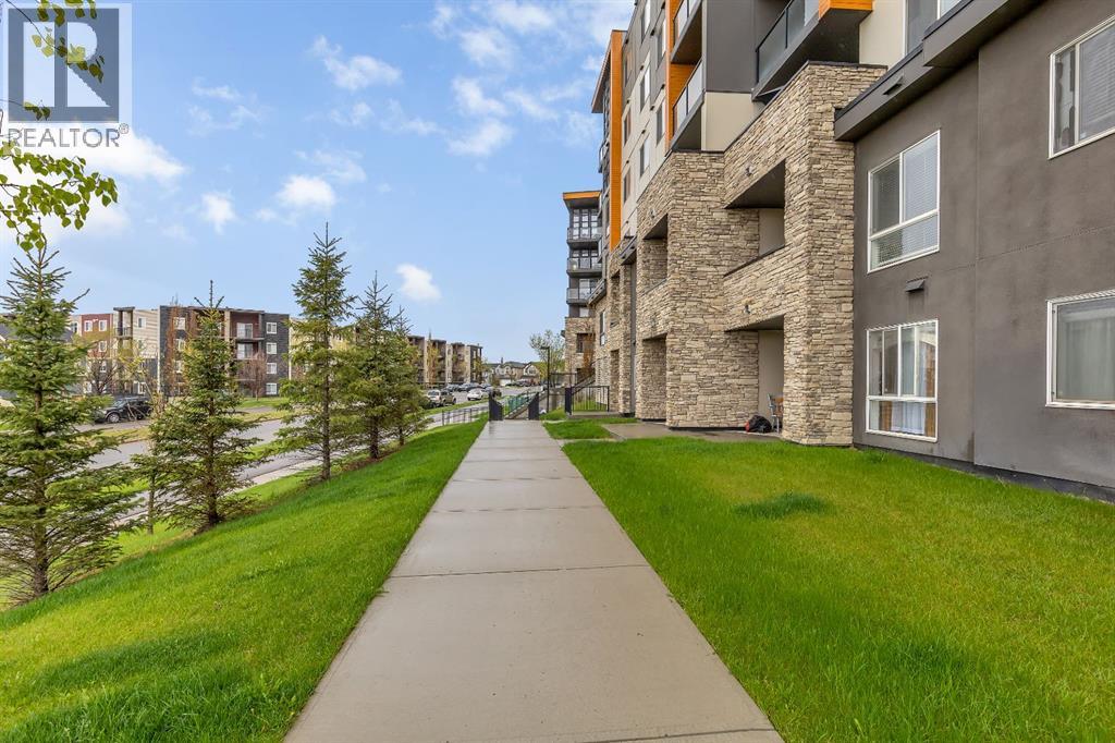 Single Family House for Sale in   Kincora Glen Park NW Kincora Calgary 