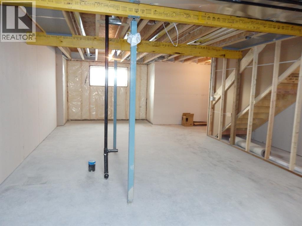 Photo 37 of 42 Irvin Way, Sylvan Lake AB