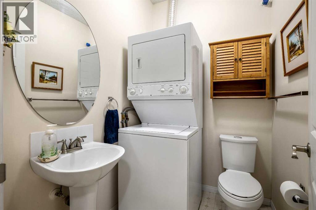 Single Family House for Sale in   Dalhousie Drive NW Dalhousie Calgary 