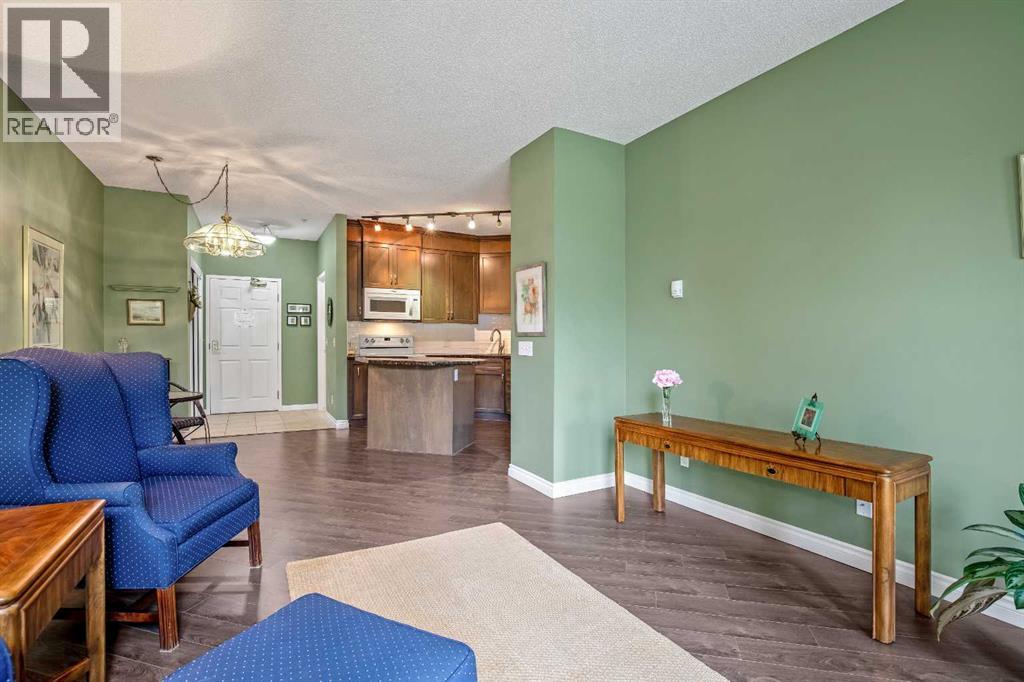 Single Family House for Sale in   Dalhousie Drive NW Dalhousie Calgary 