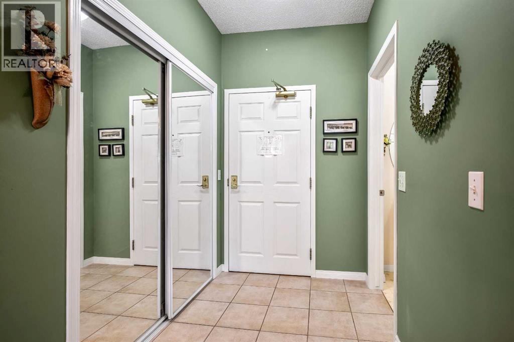 Single Family House for Sale in   Dalhousie Drive NW Dalhousie Calgary 