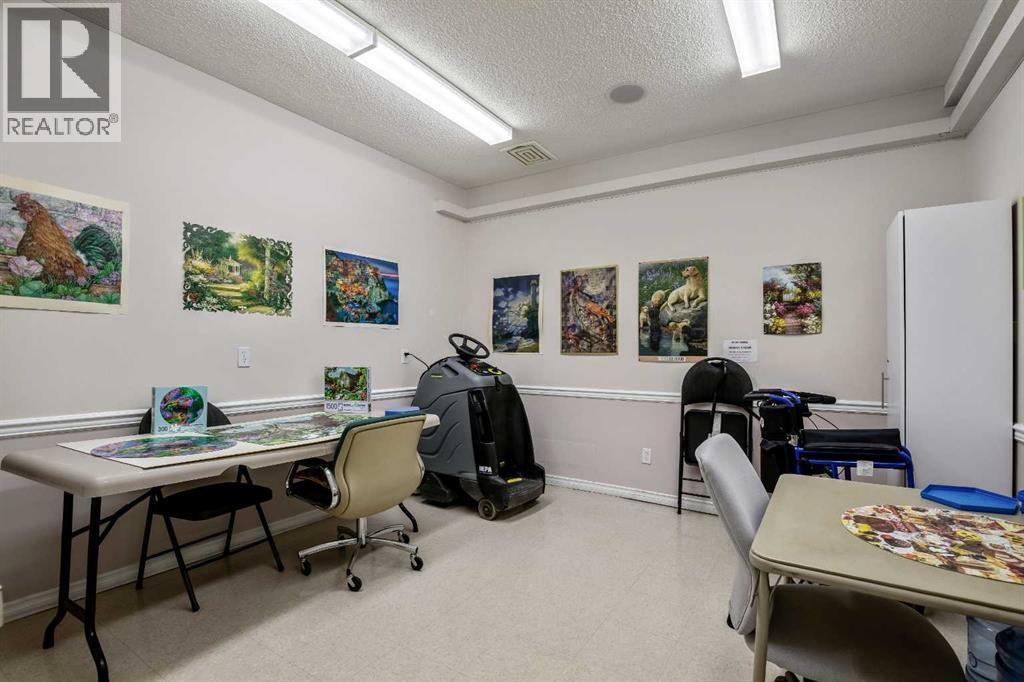 Single Family House for Sale in   Dalhousie Drive NW Dalhousie Calgary 