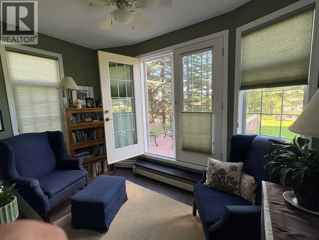 Single Family House for Sale in   Dalhousie Drive NW Dalhousie Calgary 