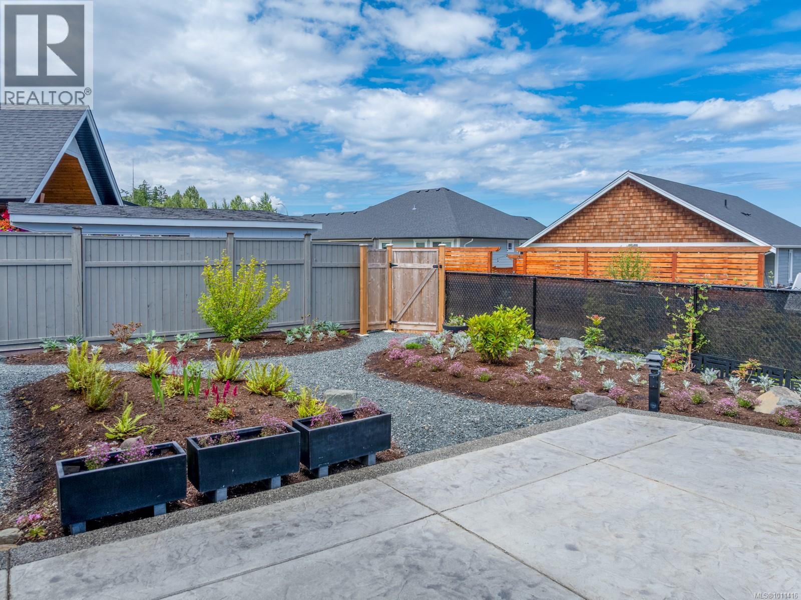 Photo 16 of 3329 Eagleview Cres, Courtenay BC