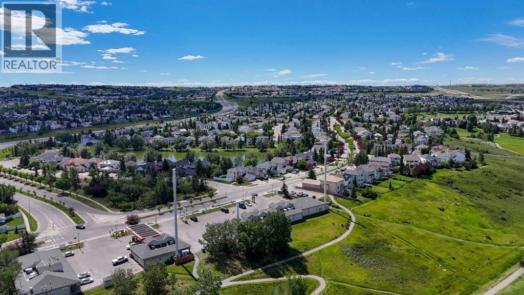 10091 Hidden Valley Drive NW, Calgary, Alberta
