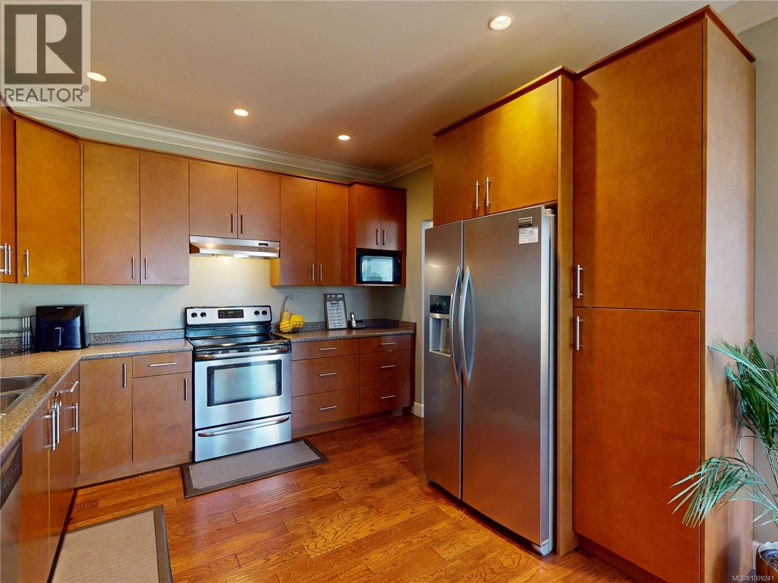 Photo 8 of 107 2253 Townsend Rd, Sooke BC