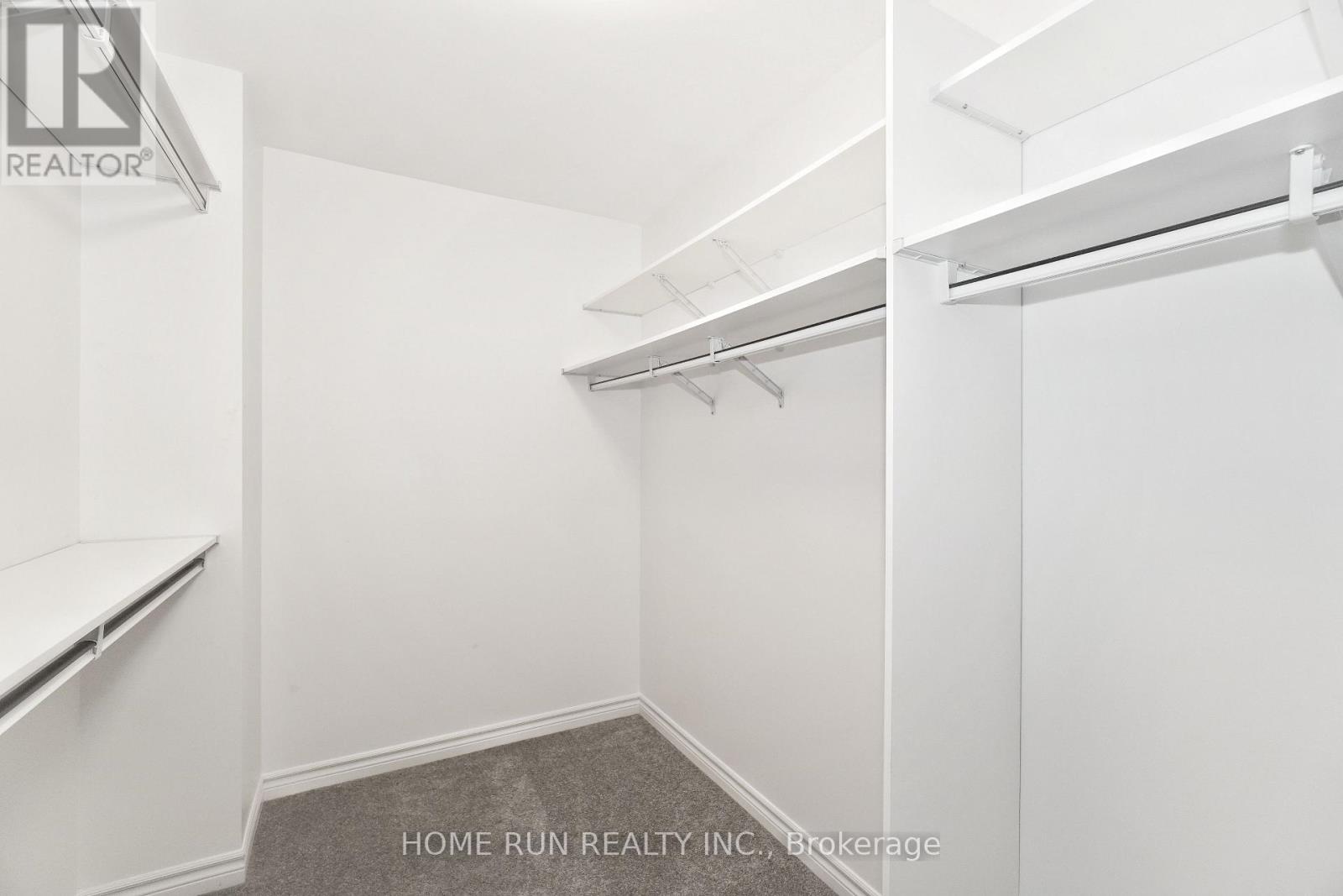 Photo 18 of 517 Sonmarg Crescent, Ottawa ON