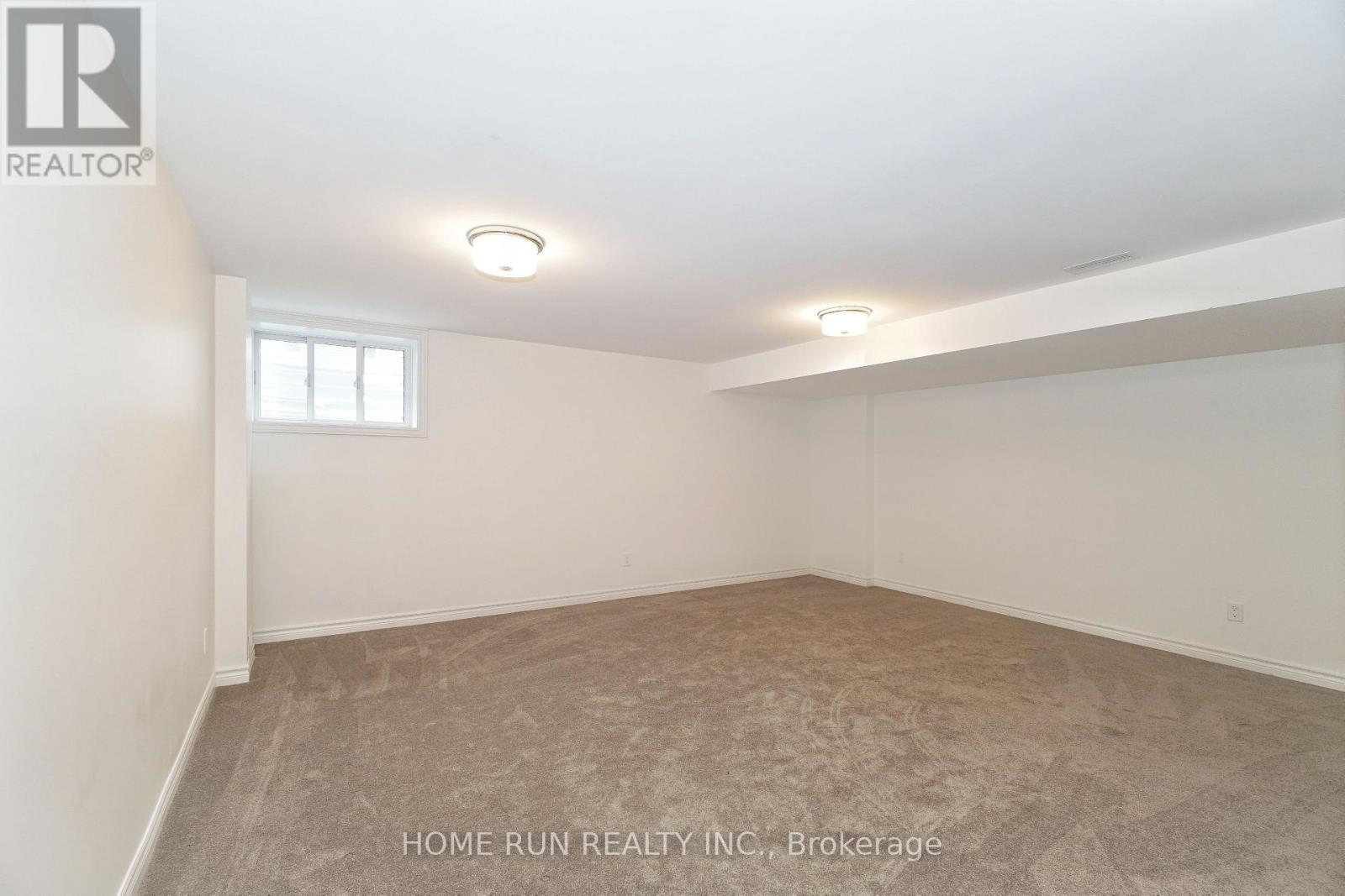Photo 27 of 517 Sonmarg Crescent, Ottawa ON