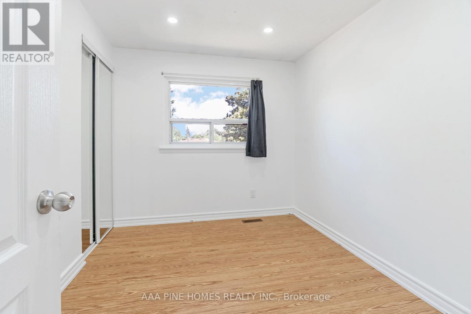Photo 1 of 59 Burkwood Crescent, Toronto ON