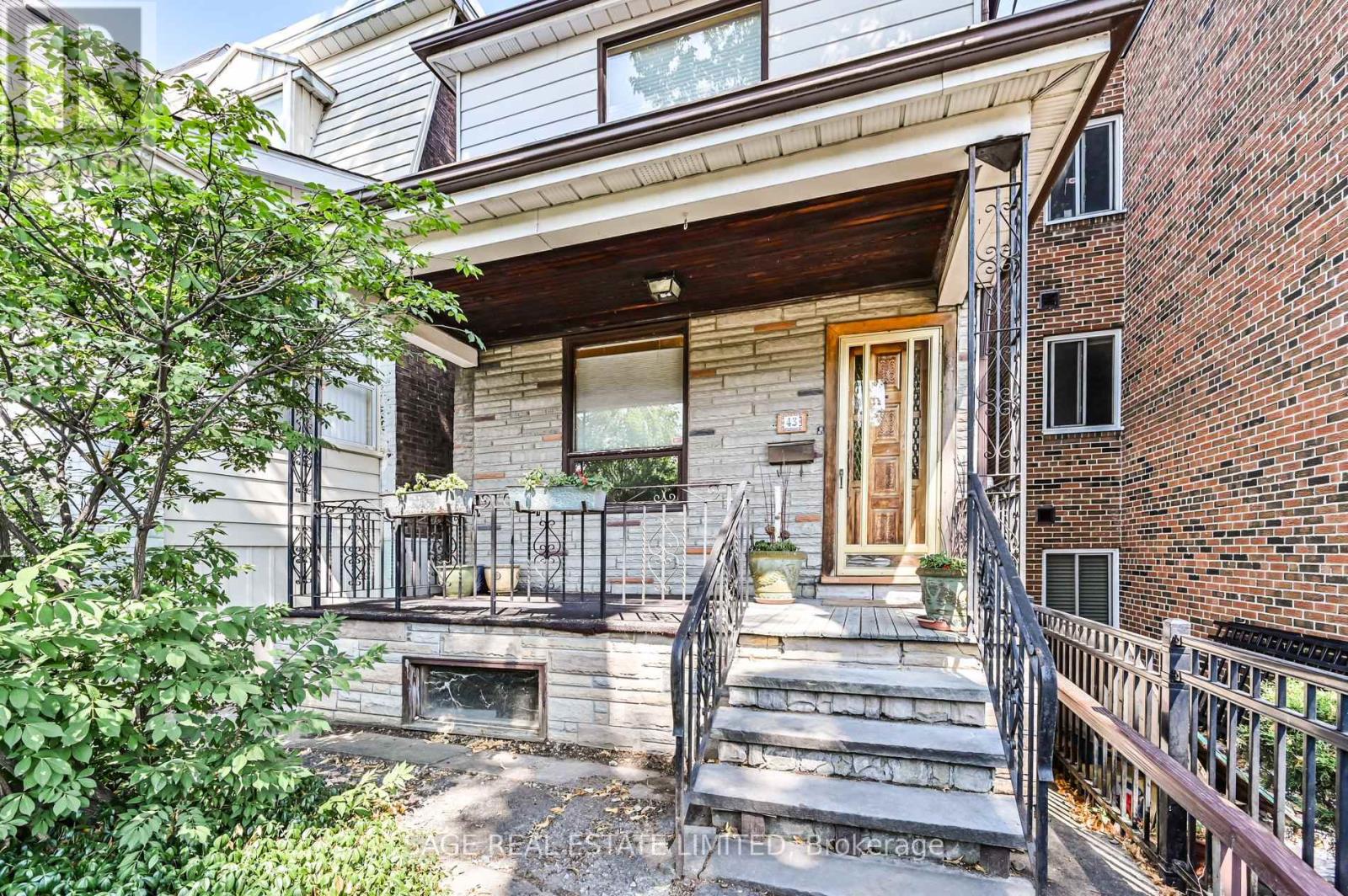 Photo 1 of 43 Eaton Avenue, Toronto ON