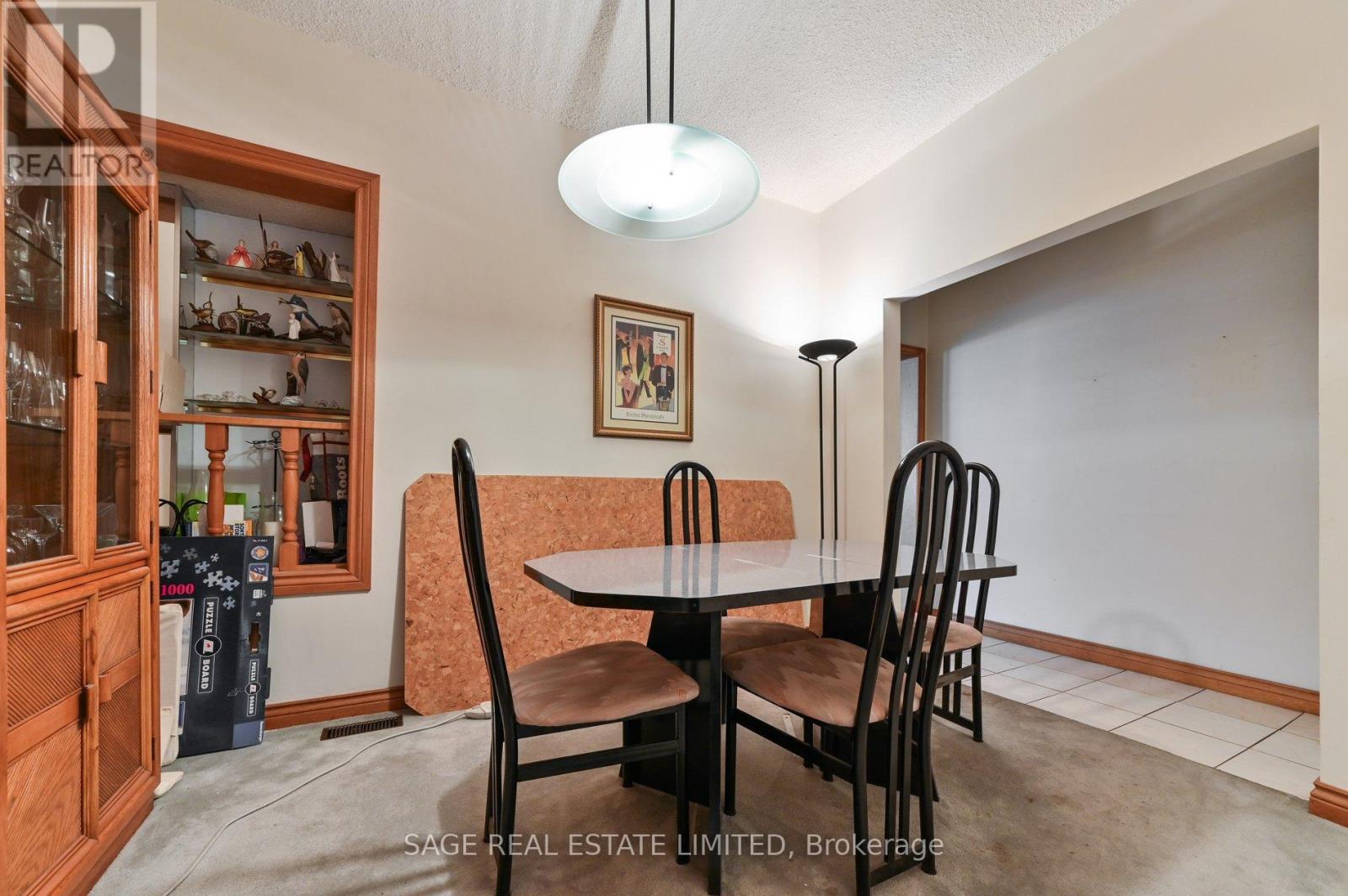Photo 5 of 43 Eaton Avenue, Toronto ON