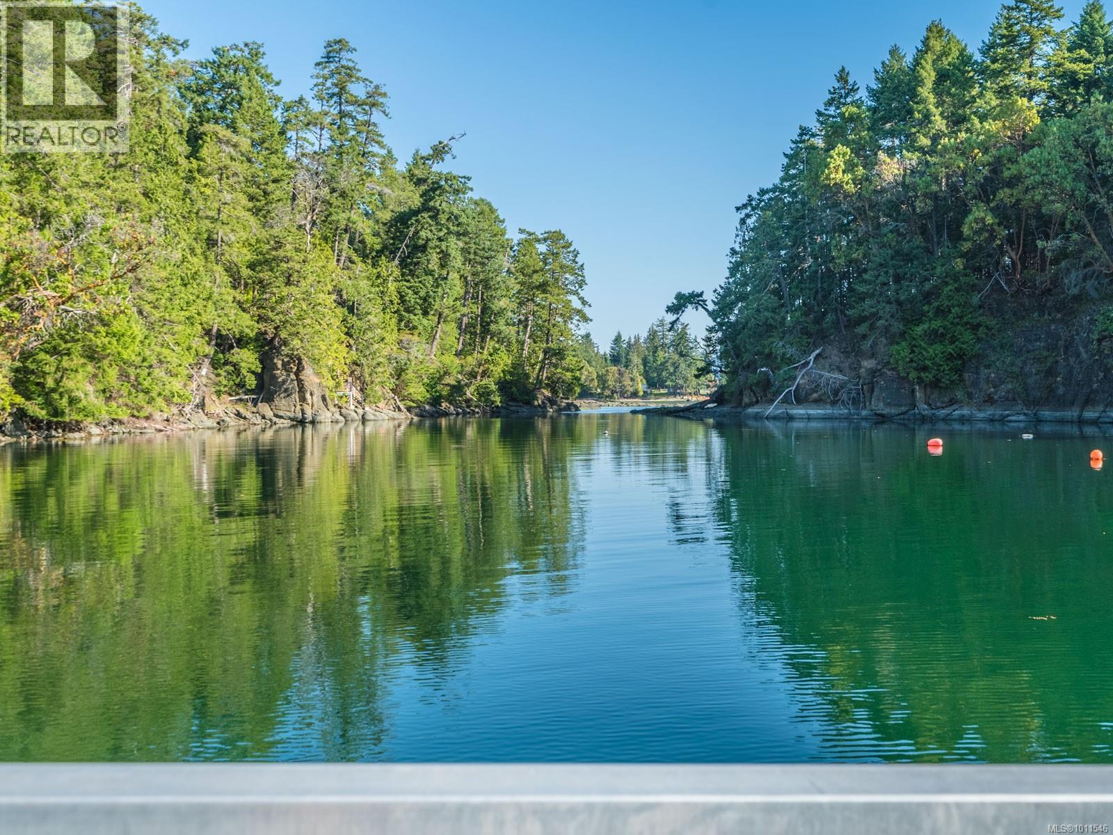 61 SPRING BAY Rd, Lasqueti Island