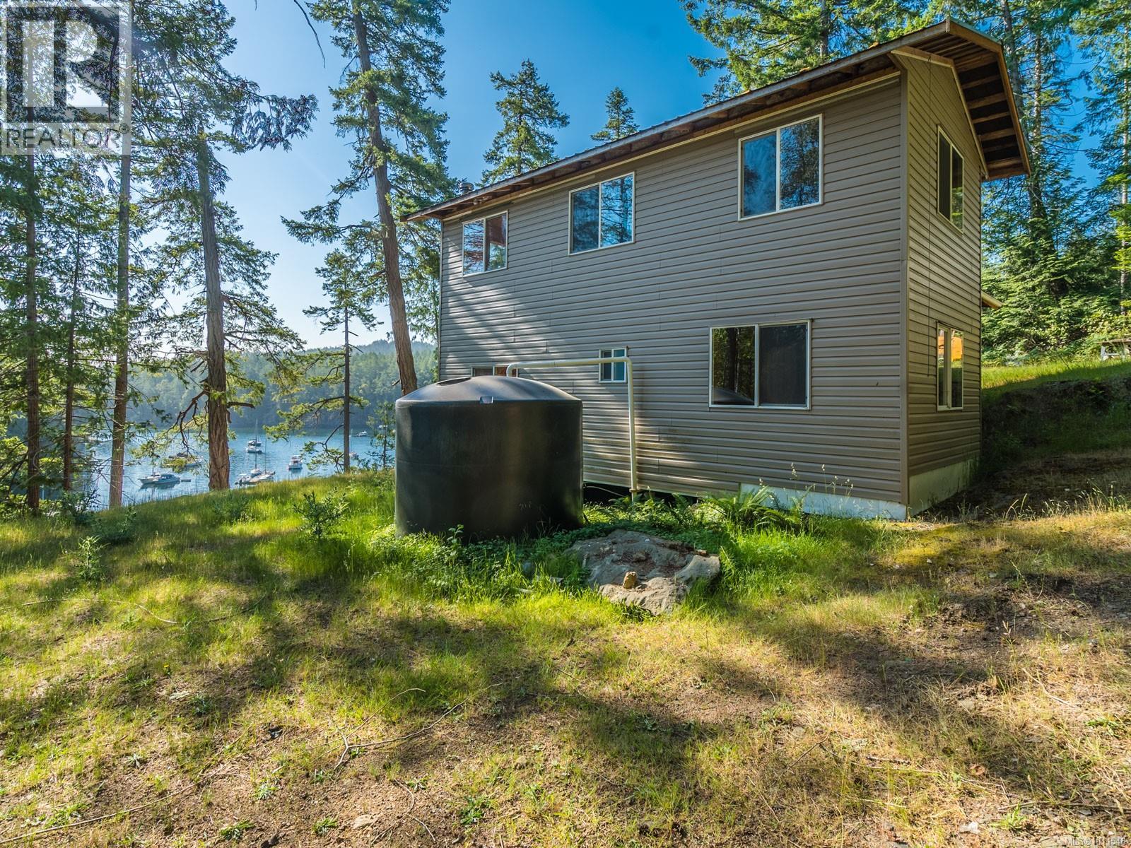 61 SPRING BAY Rd, Lasqueti Island