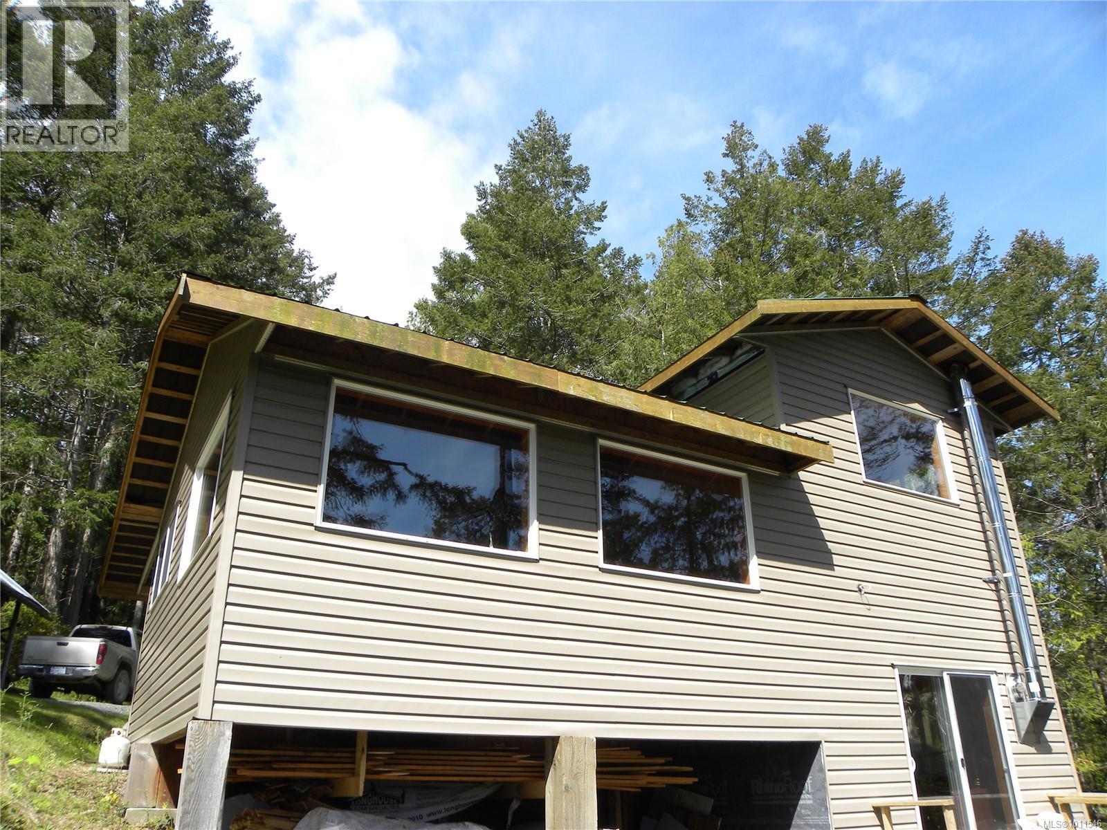 61 SPRING BAY Rd, Lasqueti Island
