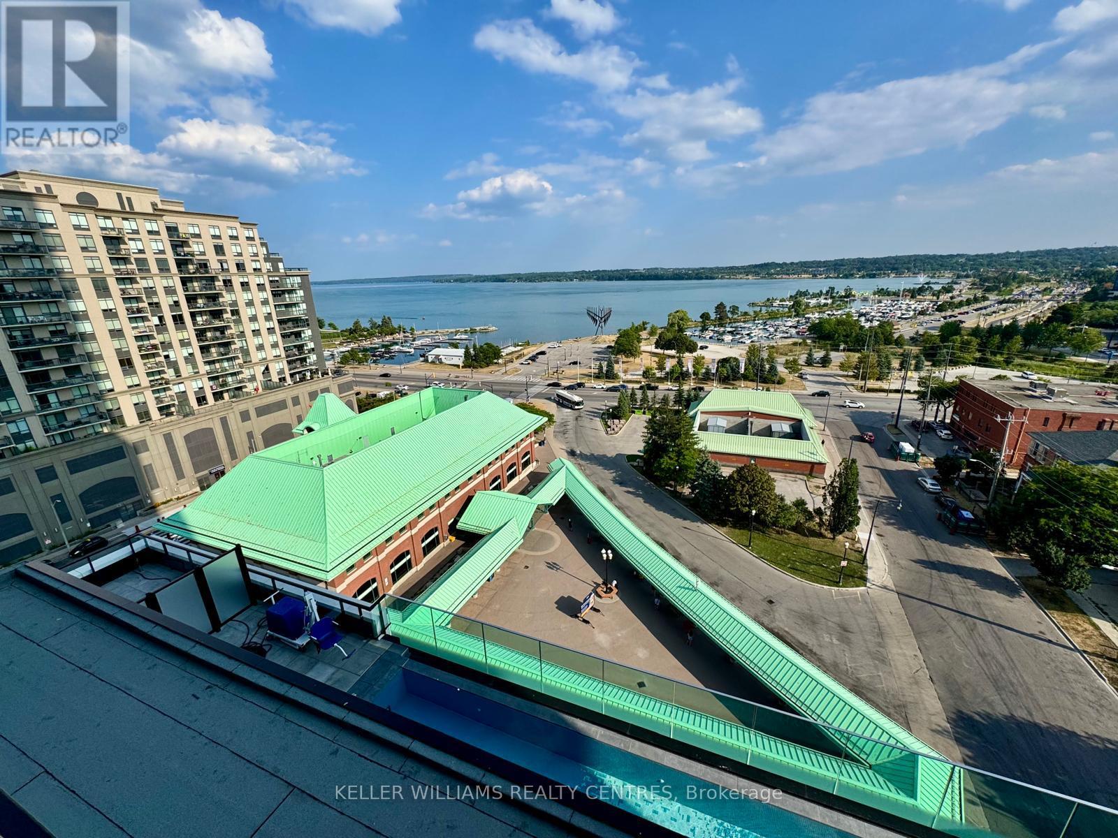 Photo 8 of 909 39 Mary Street, Barrie ON