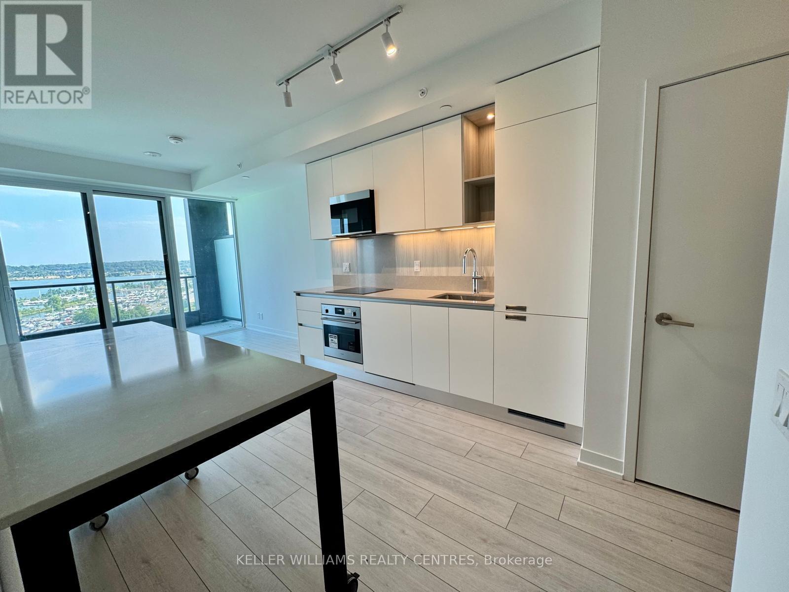 Photo 17 of 909 39 Mary Street, Barrie ON