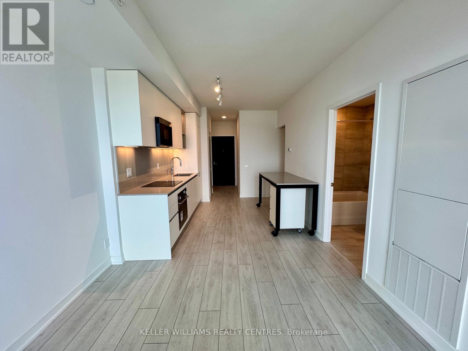 Photo 6 of 909 39 Mary Street, Barrie ON